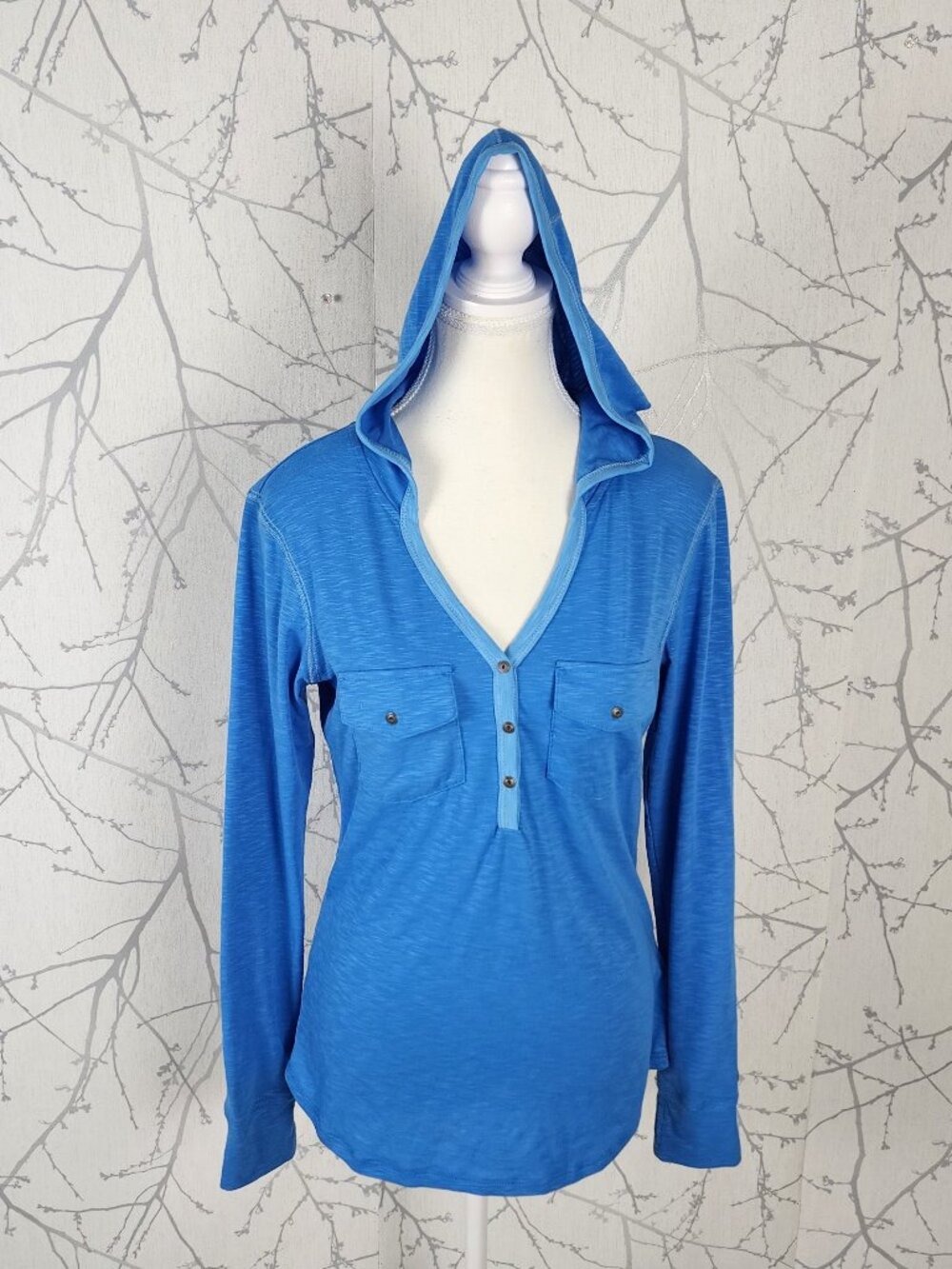 Kuhl Heathered Blue Stretch Jersey Hooded Long Sleeve Henley